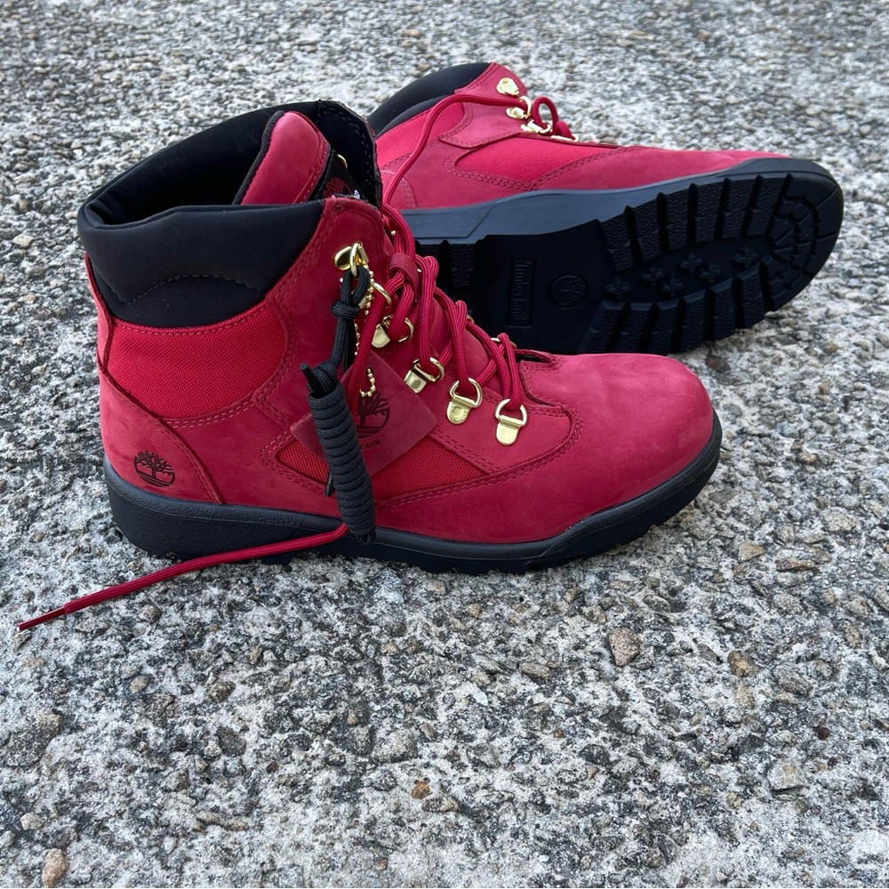 Timberland Field Boots (Dark Red Nubuck)